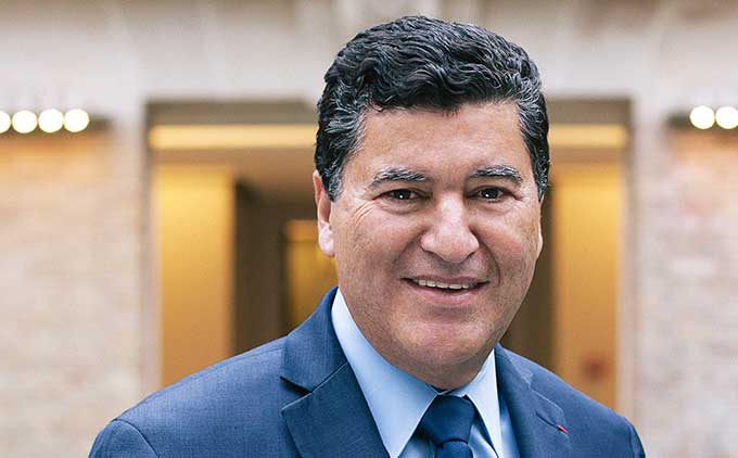 Pr Elias Zerhouni : Professeur en Médecine Ex-Président du National Institutes of Health, USA